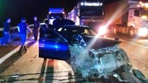 TEM’de korkunç kaza! Otomobil, minibüse çarptı: 7 yaralı