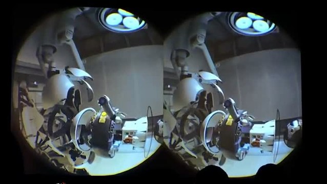 Démo Portal sur HTC Vive - Moteur Source 2.mp4