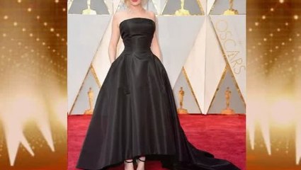 فساتين طويلة على السجادة الحمراء