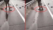 Eli cebinde mayın tekmeleyen Ukrayna askerinin görüntüleri gündem yarattı
