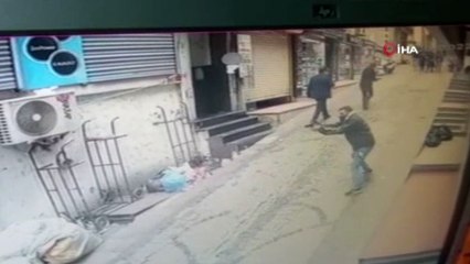 Fatih’te “haraç kesme” husumetinde konuyla alakasız bir kişi öldürüldü