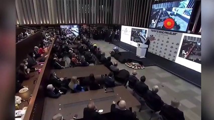 Erdoğan'dan gençlere tavsiye: Dünyayı gezip görmek için şartlarınızı zorlayın