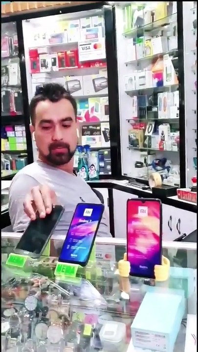 You are in tension watch this  Automatically you will be relax _funny ever vedio