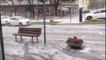 Chianciano, grandinata imbianca la città. In Toscana attesa anche neve sabato 2 aprile