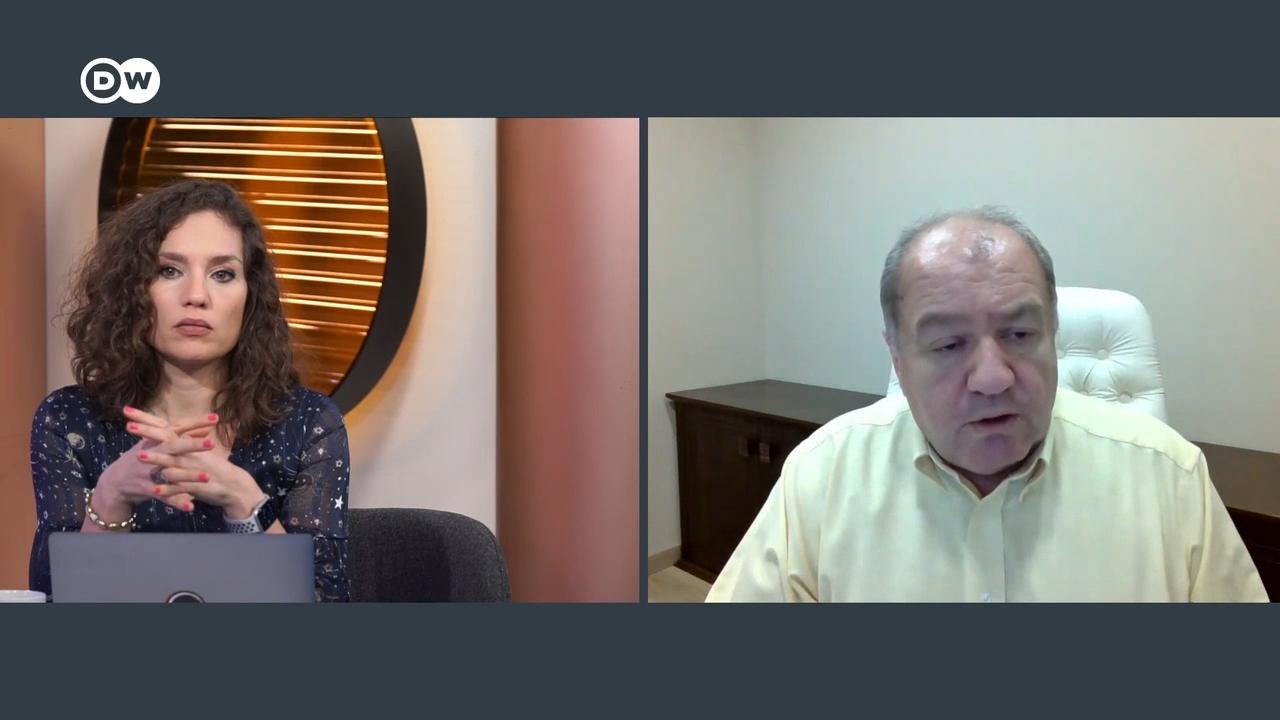 Türkiye'nin Rusya-Ukrayna krizindeki rolü iç siyaseti nasıl etkiler? | Nevşin Mengü Soruyor