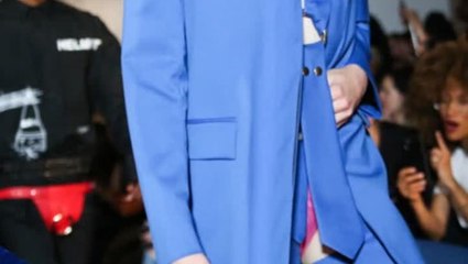 كيف ترتدين البدلة الرسمية