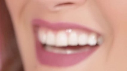 النجوم تضحك Benefit كيف جعلت مستحضرات