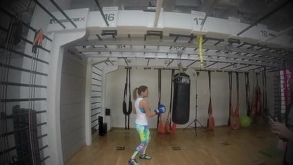 ياسمينة ونايكي يجمعان عالميّ الأزياء الأنيقة والملابس الرياضية لربيع 2015