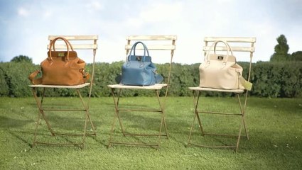 تتابع مباراة بينغ بونغ  Hermès شاهدي حقائب