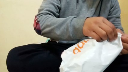 Gorilla tripod unboxing - hassanjamil09