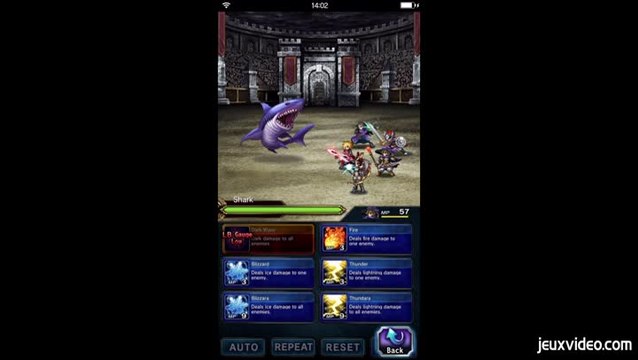 Final Fantasy Brave Exvius : combat
