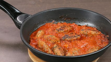 طريقة عمل كباب اللحم بصلصة الطماطم