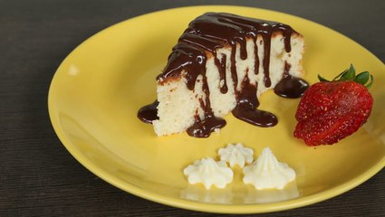 طريقة عمل تورتة عادية بالصور