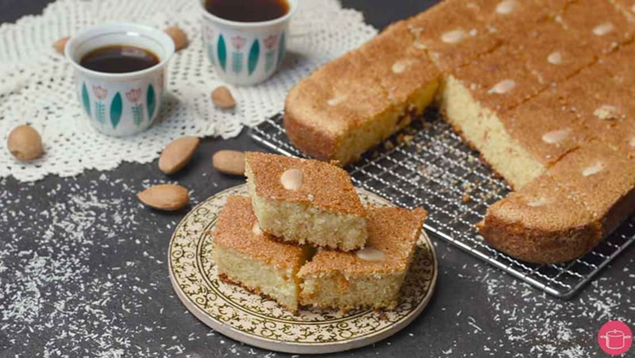 طريقة عمل البسبوسة بالحليب المكثف المحلى