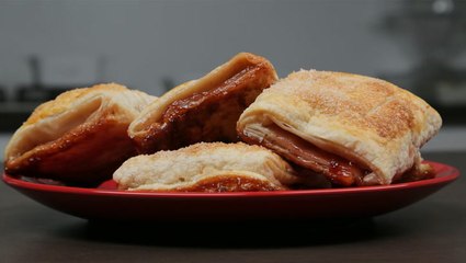 طريقة عمل البف باستري بمربى الفراولة بالصور