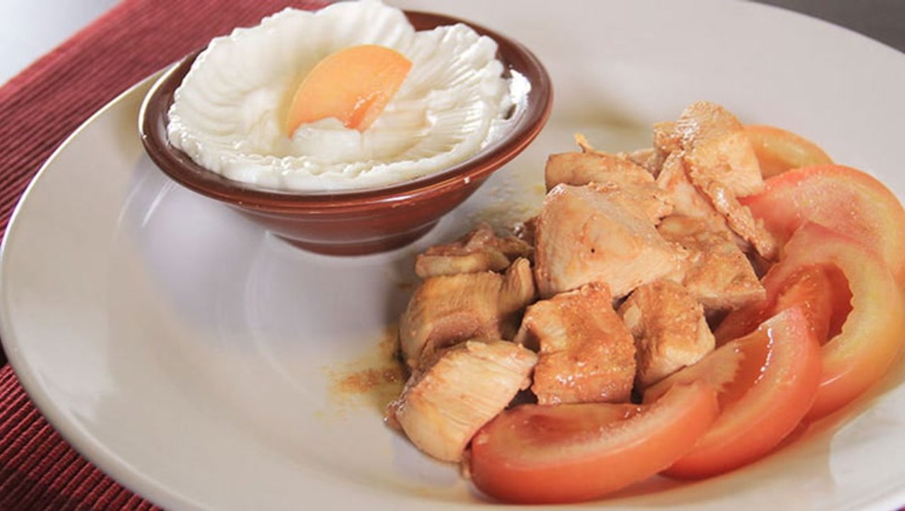 طريقة عمل شيش طاووق بالدجاج بالصور والفيديو