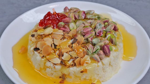 حلى سميد بالقشطه