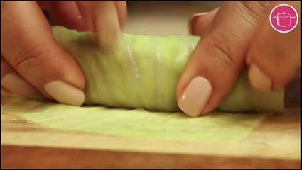 طريقة عمل محشي ملفوف خطوة خطوة - لف الاوراق