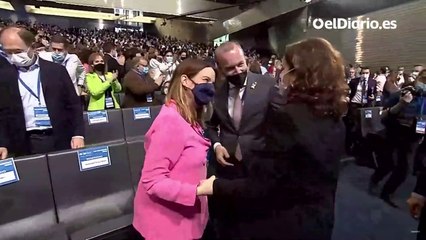 Ayuso y Moreno Bonilla irrumpen en el Congreso del PP interrumpiendo al presidente del PP de Venezuela
