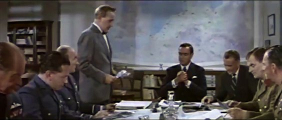 Opération Crossbow (VO) - 3 avril