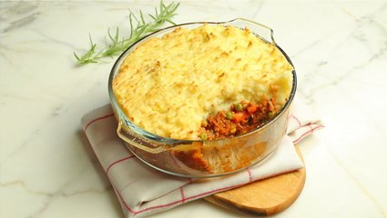 صينية بطاطس باللحمة المفرومة