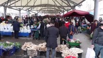 Ramazan öncesi çarşı ve pazarlarda yoğunluk yaşandı