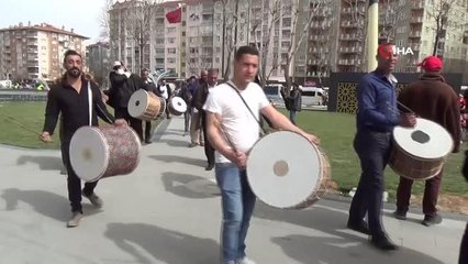 Kütahya'da 2 yıl ara verilen davulla sahura kaldırma geleneği bu yıl devam edecek