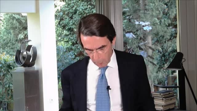 Aznar despide a Casado: Donde quiera que esté, gracias, Pablo por tu esfuerzo