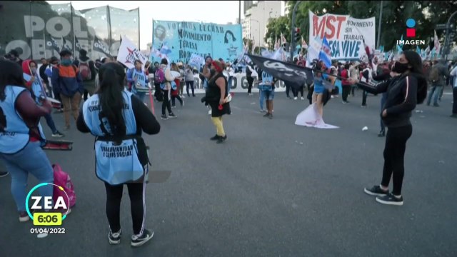 Argentinos salen a las calles para reclamar aumento de subsidios