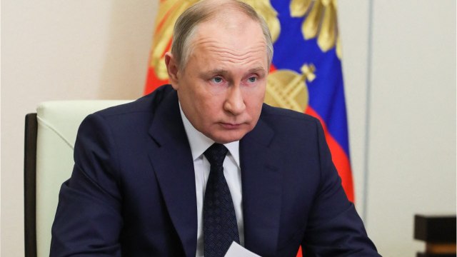 GALA VIDEO - Vladimir Poutine atteint d’un cancer ? Ce chirurgien oncologue à qui il a rendu visite 35 fois