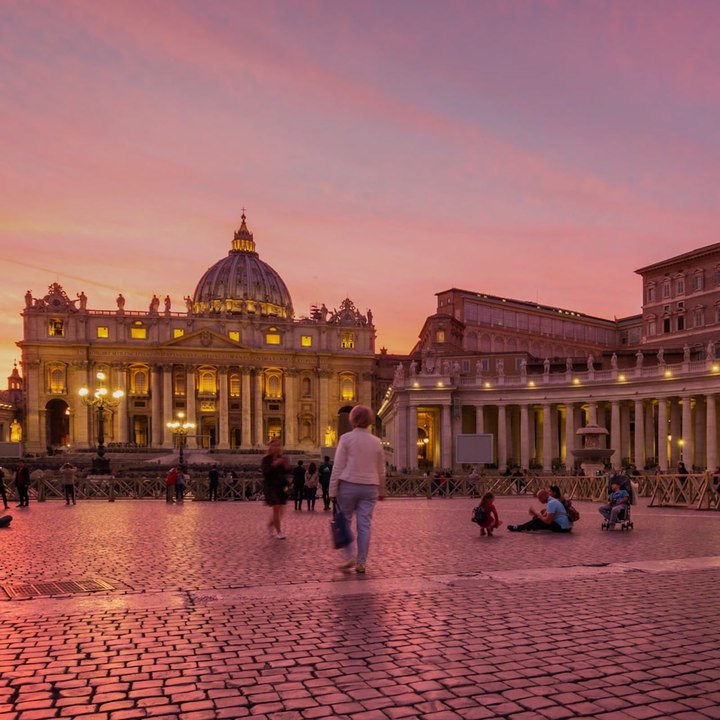 Thrillist Explorers: St. Peter's Square Timelapse