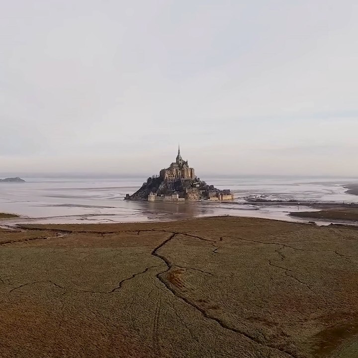 Thrillist Explorers: Mont Saint Michel Tide Changing