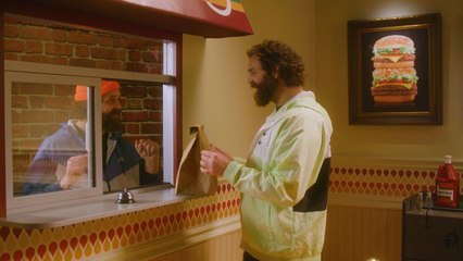 Wine and Cheeseburger: Harley and Lara Pair Chicken Tikka Masala with Wine