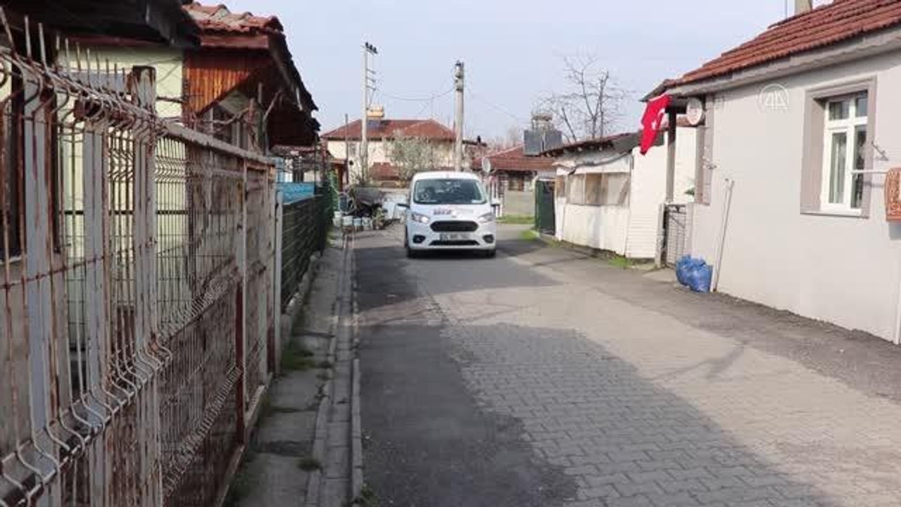 Düzce Belediyesi ramazanda her gün ihtiyaç sahiplerine yemek ulaştırıyor