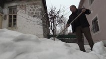 Sarıkamış'ta karla mücadele çalışmaları devam ediyor