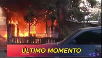 ¡Lamentable! Voraz incendio arrasa vivienda en colonia Villa Ernestina de San Pedro Sula