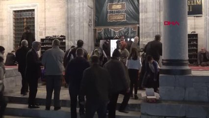 KONYA'DA 2 YIL ARADAN SONRA TERAVİH NAMAZI KILINDI