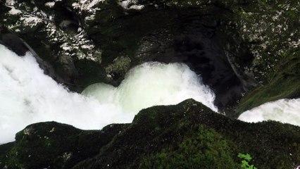 IMG_1033 Saint-Claude (39), Gorges de l'Abîme, ruisseau de l'Abîme, marmite géant CLIP