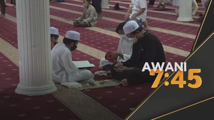 Ramadan | Solat Tarawih kembali rapat saf, tanpa penjarakan