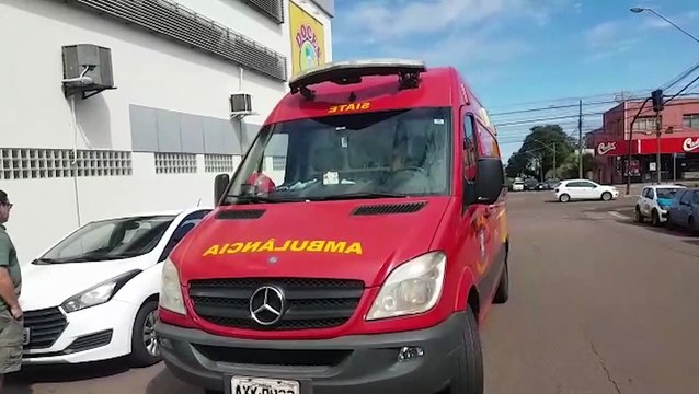 Idoso fica ferido ao sofrer queda Avenida Carlos Gomes