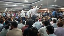 विधायक गिर्राज मलिंगा की गिरफ्तारी पर अडे विद्युतकर्मी, नहीं तो बिजली सप्लाई ठप होने की आशंका