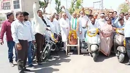 बढ़ती महंगाई के कारण सभी वर्गों के लोग दु:खी : गैसावत