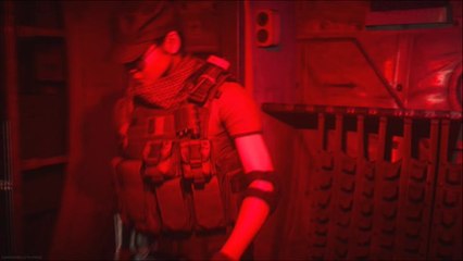 Un avion abattu a tenté d'entrer en contact avec la base aérienne d'Arklov, notre guide