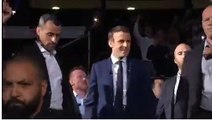Revoir l'entrée d'Emmanuel Macron pour son seul et énorme meeting avant le premier tour : Une mise en scène très soignée pour le Président
