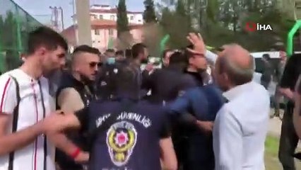 Amatör maçta ortalık savaş alanına döndü