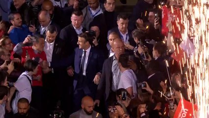 Présidentielle: Macron galvanise ses troupes lors d'un meeting géant