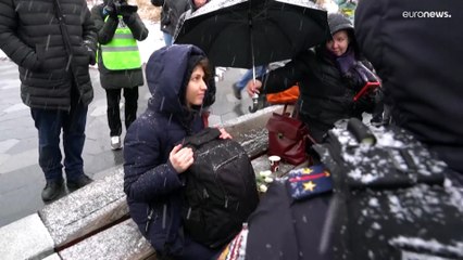 Download Video: В России прошли акции против и в поддержку военных действий на Украине