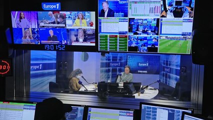 Présidentielle : ce qu'il faut retenir du seul et unique meeting d'Emmanuel Macron