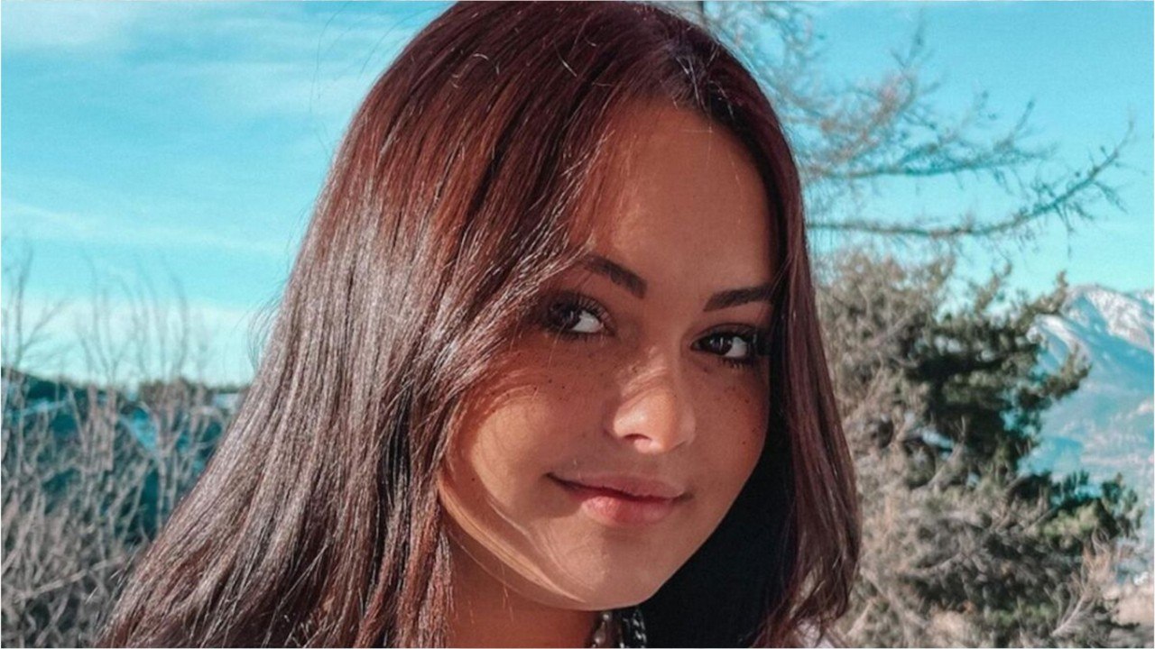 VOICI : "Vous n'avez pas l'air de trop souffrir" : Lou Pernaut dévoile les messages blessants qu'elle reçoit "pratiquement tous les jours"