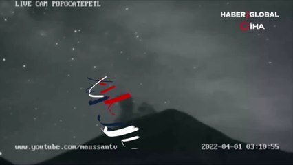 Meksika'daki Popocatepetl yanardağı yakınlarında görülen göktaşı kamerada